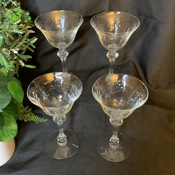 Set of 4 Tiffin Franciscan tall crystal sherbet / champagne coupe glasses - Picture 2 of 10